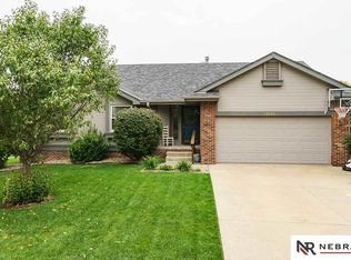 16930 K St, Omaha, NE 68135