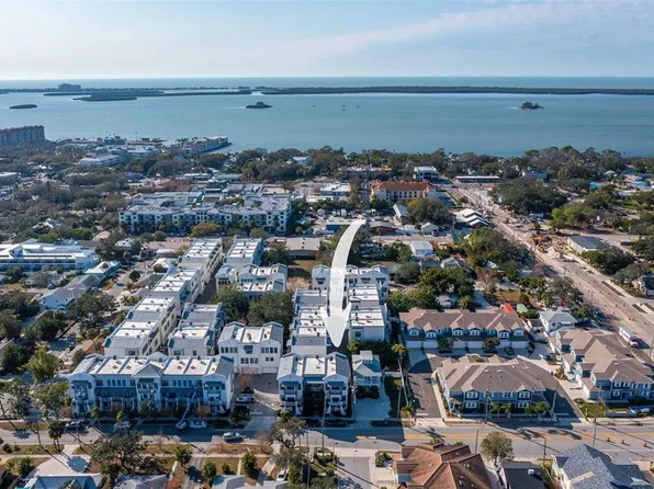 946 Highland Ave #1, Dunedin, FL 34698