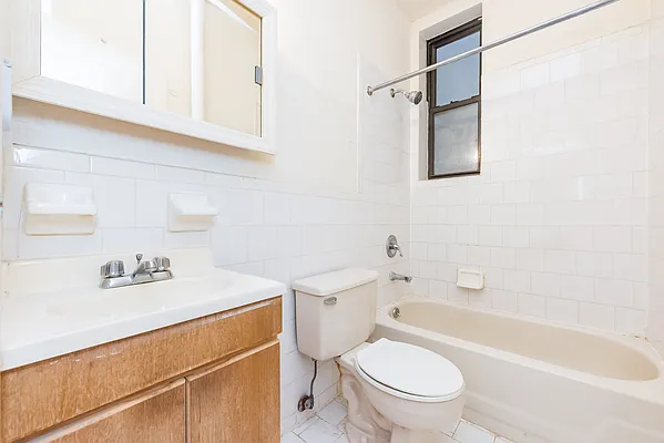 Rented by Modern Spaces | media 25