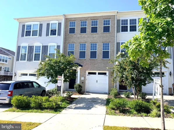 438 Boxelder Dr #102, Stafford, VA 22554