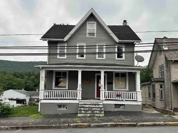 218 E Market St, Williamstown, PA 17098