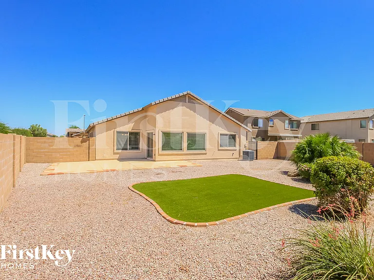 2647 W Canyon Way — Photo 17