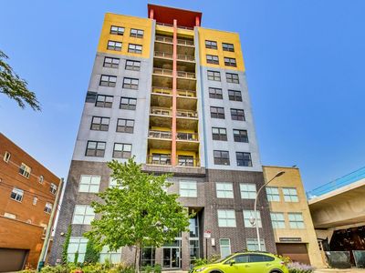 1122 W Catalpa Ave APT 815, Chicago, IL, 60640