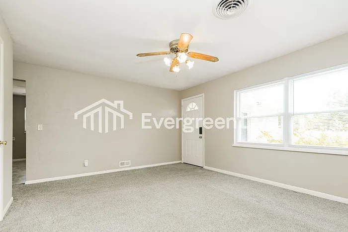 3817 E 5th St — Photo 4