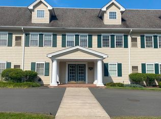 Yalesville On The Green, Wallingford, CT 06492