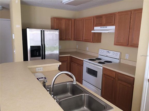 2nd image of 2539 Hassonite St