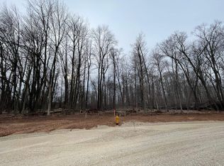 N7051 Everglade Rd, Greenville, WI 54942