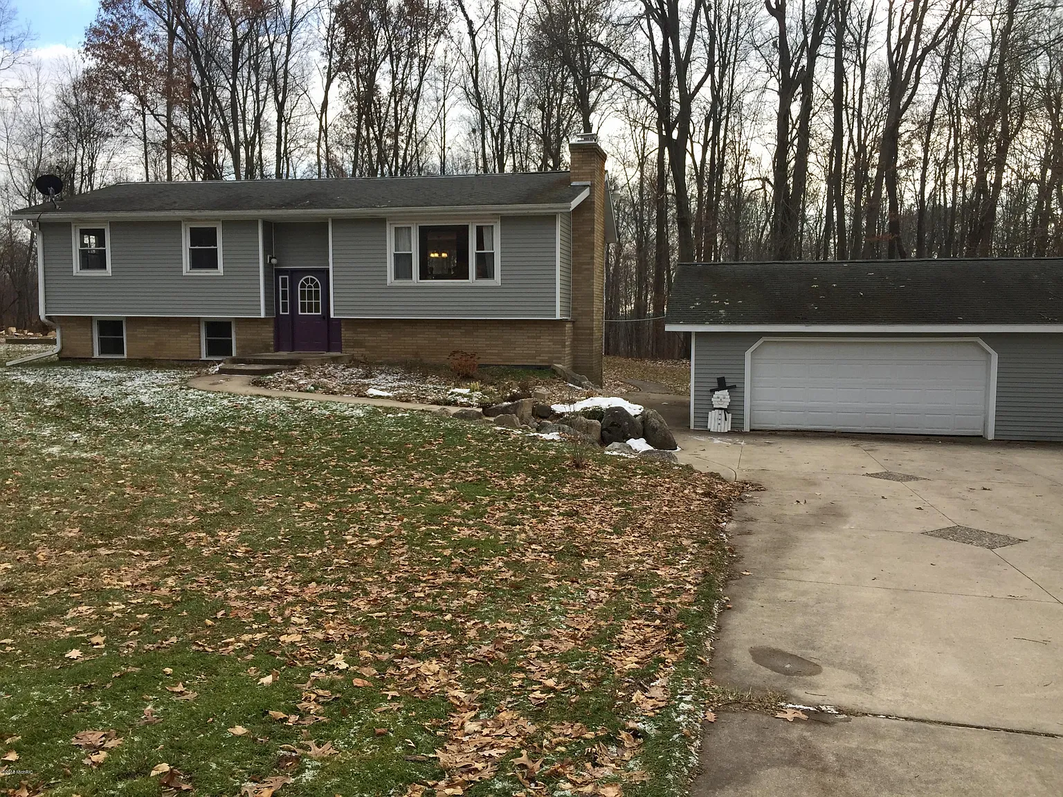 1630 Boulder Dr photo 1