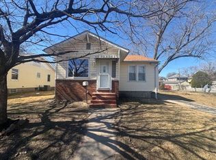 244 10th St, Wood River, IL
