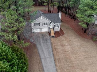 13 Londonderry Way, Cartersville, GA 30120