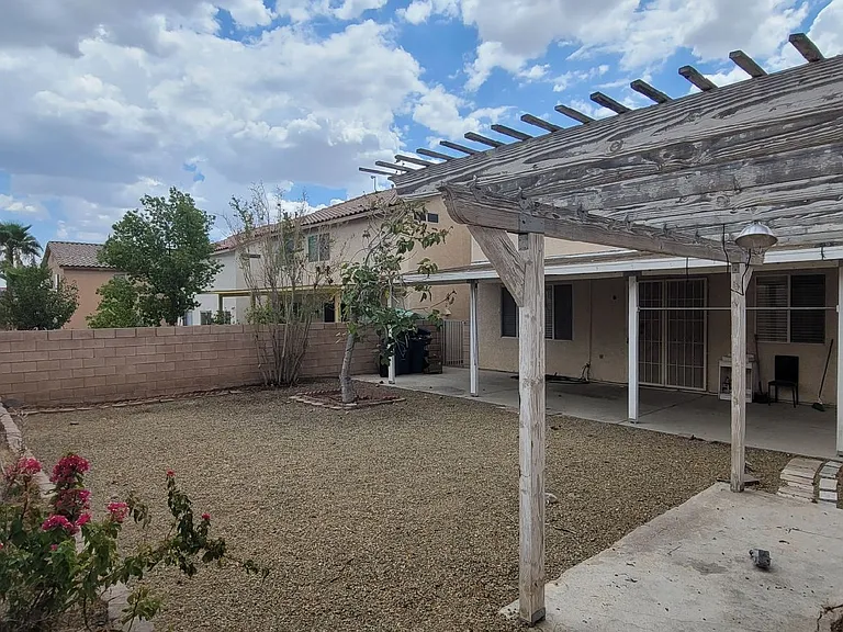 8344 Golden Cypress Ave — Photo 24