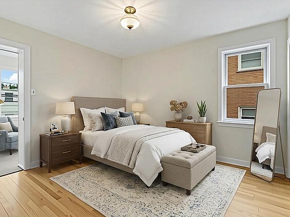 5th image of 8920 Lamon Ave #2B