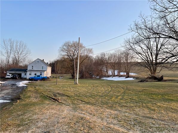 1426 Old Seneca Tpke, Skaneateles, NY 13152