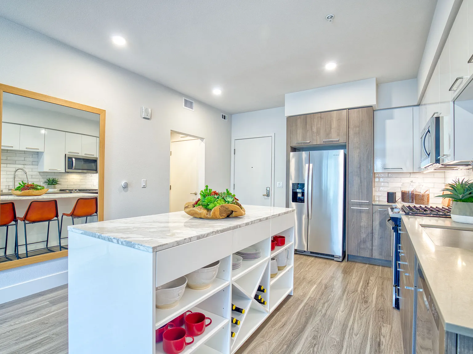 Aya Apartments — Photo 2