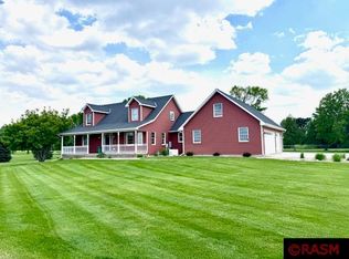 58235 193rd Ln, Mankato, MN 56001