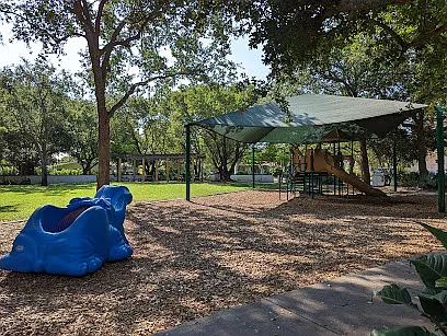 51 Edgewater Dr #2 — Photo 9