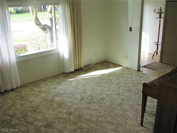 2nd image of 6521 Arbordale Ave