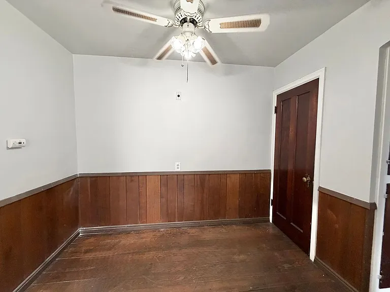 7352 Reading Road — Photo 4