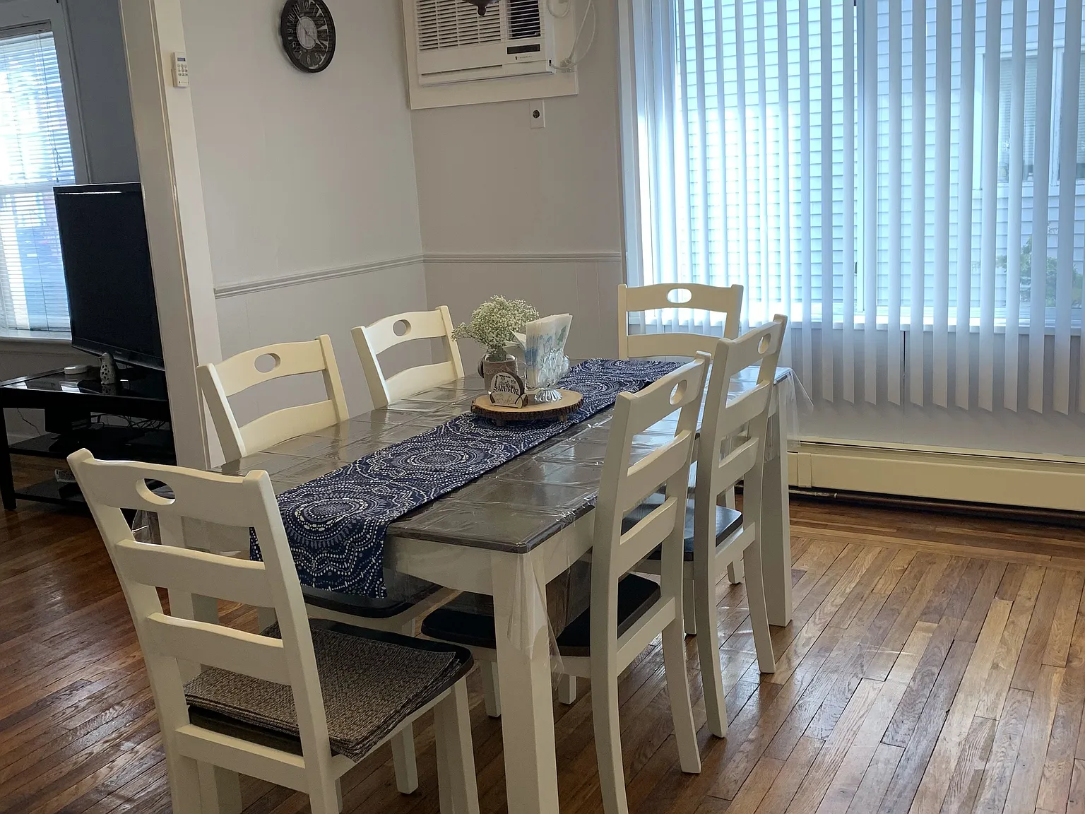 2 bed, $2,100 — Photo 2