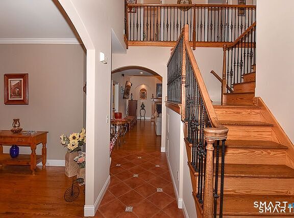 3rd image of 5 Biltmore Court