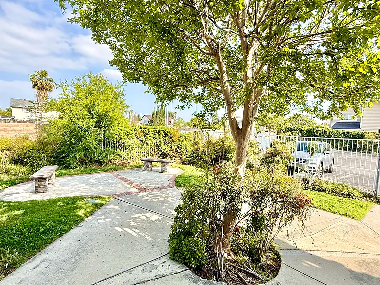 8463 De Soto Ave #46 — Photo 4