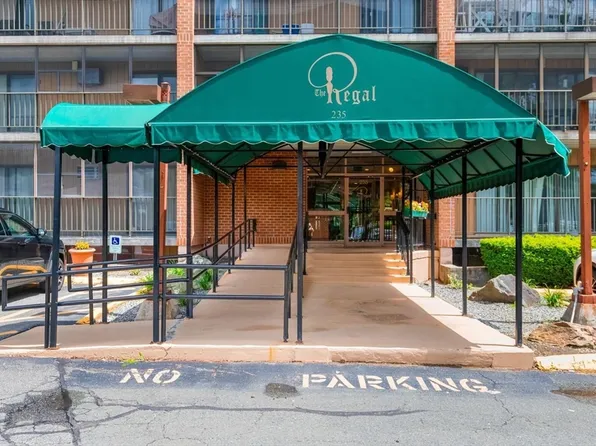 235 Winthrop St APT 4405, Medford, MA 02155