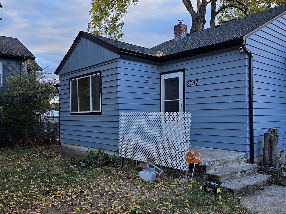 1st image of 2737 SE 115th Ave