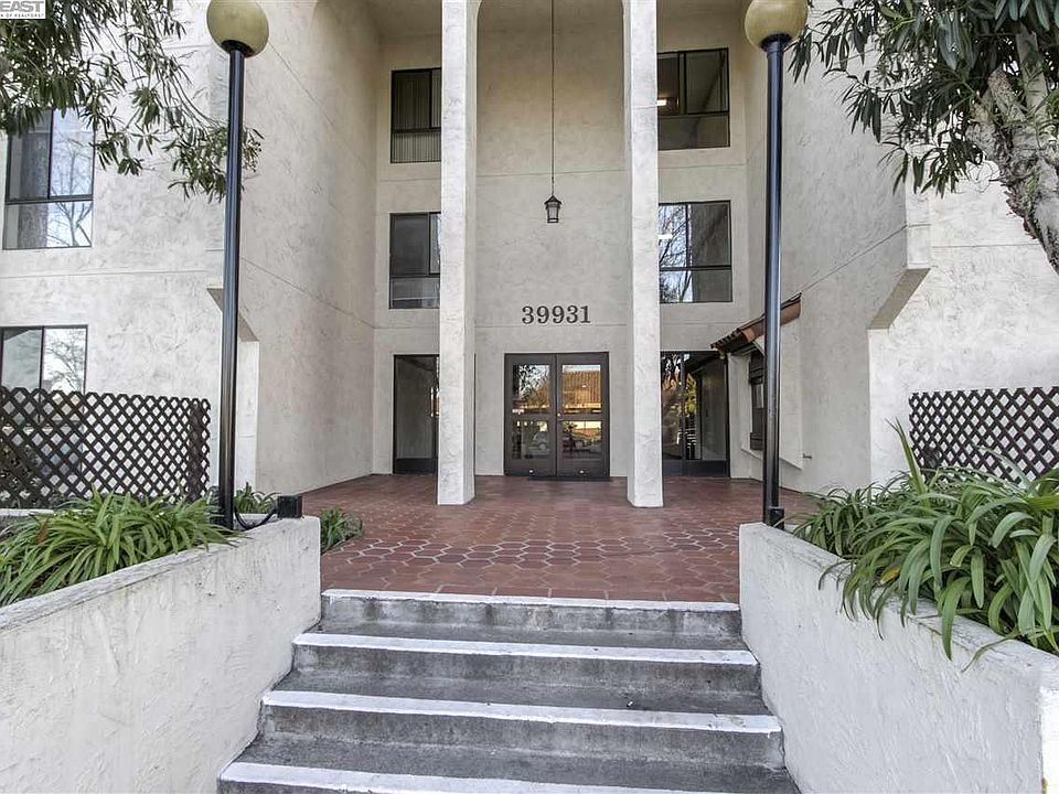 1st image of 39931 Cedar Blvd Unit 311