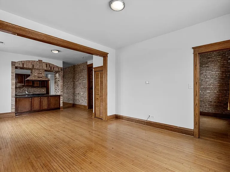 3401 W Armitage Ave #2 — Photo 8