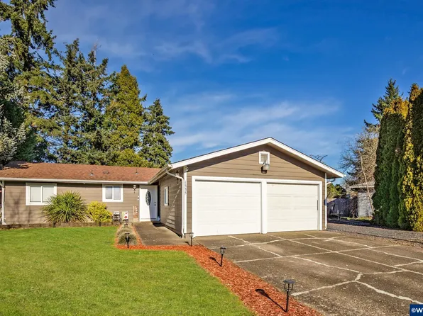 1535 Maple Pl, Lebanon, OR 97355