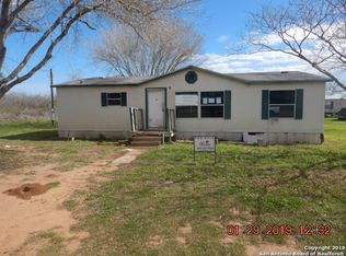 165 De La Garza Ln, Poteet, TX 78065