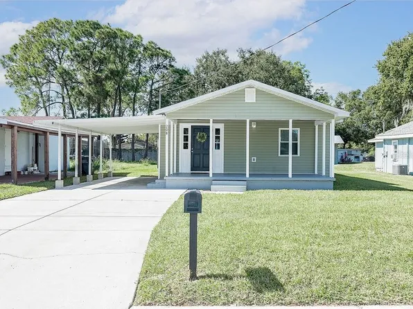 208 Florida Dr, Auburndale, FL 33823