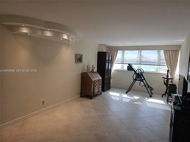 2049 S Ocean Dr #Penthouse 1 — Photo 28