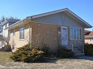 14358 Tripp Ave, Midlothian, IL 60445