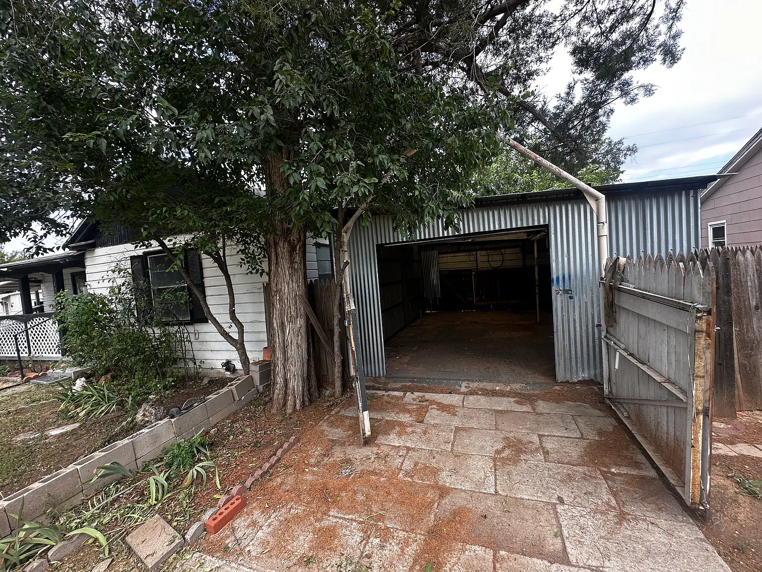 3 bed, 1720 sqft, $1,800 — Photo 3