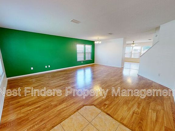 5th image of 873 W Collinswood Dr