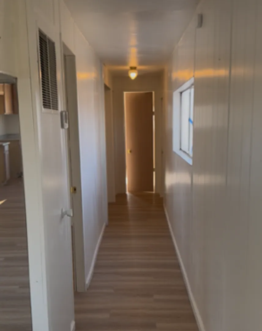 Golden Rail Trailer Park — Photo 3