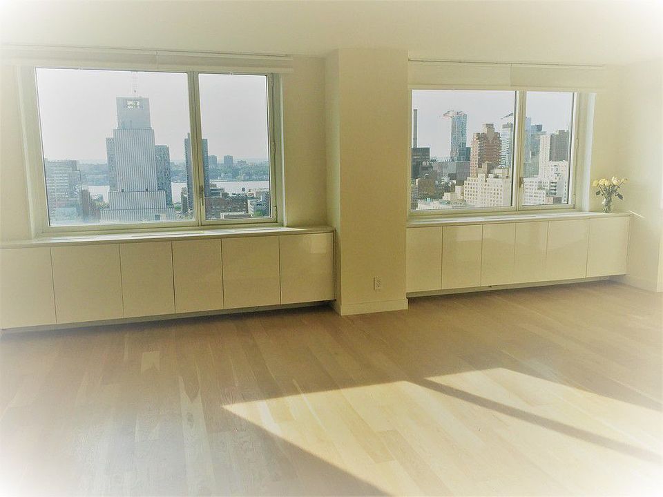 1st image of 301 W 53rd St APT 25E
