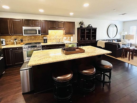 5th image of 601 E Micheltorena St Unit 108