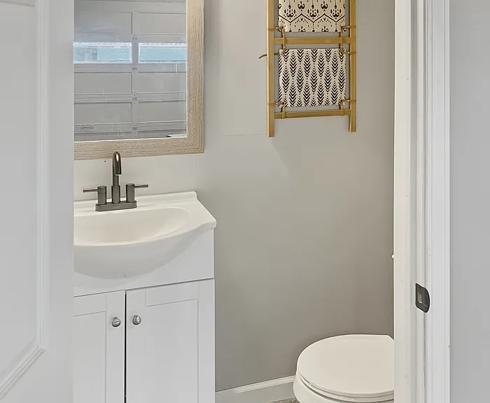221 Sergeant Ave — Photo 16
