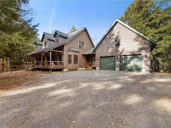 109 Fletcher Rd, Old Forge, NY 13420