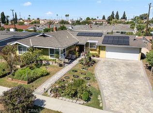 8921 Kennelly Ln, Anaheim, CA 92804