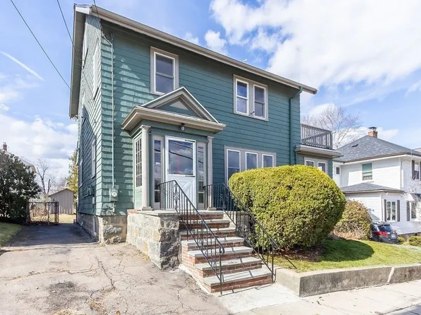 240 Manthorne Rd, West Roxbury, MA 02132