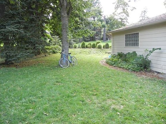 5th image of 2593 S 51st St #2595