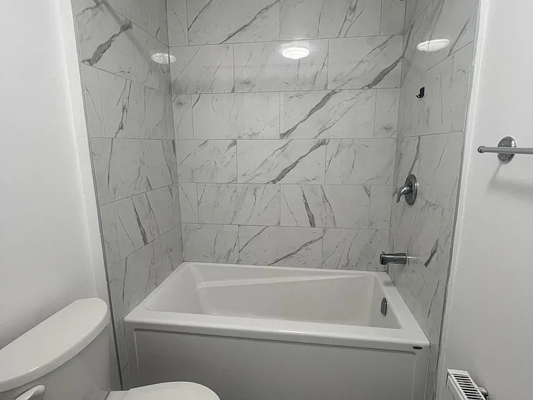 630 Cummings Ave — Photo 46