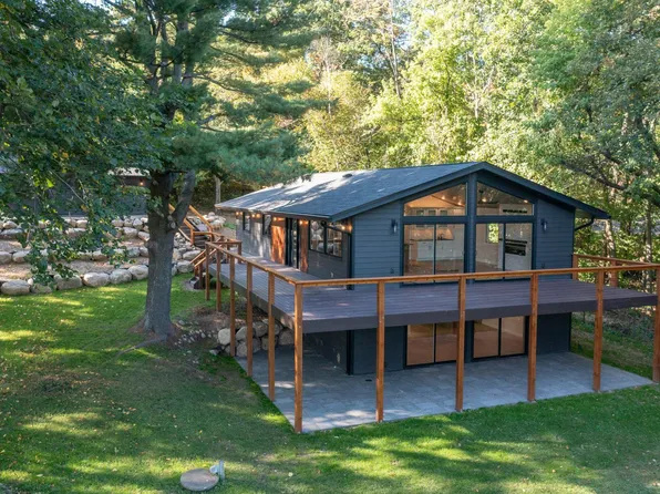 16296 Tower Dr, Brainerd, MN 56401