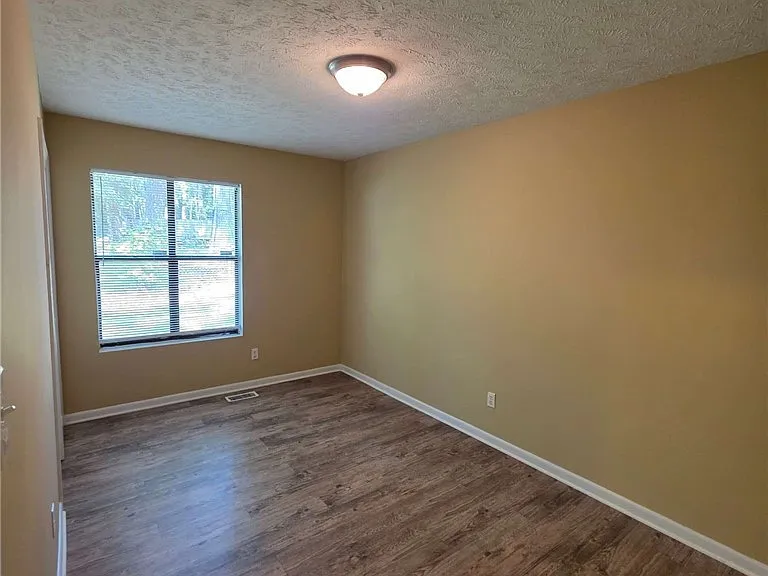 7172 Evanston St — Photo 12