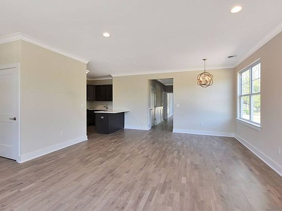 4th image of 501 Breton Way