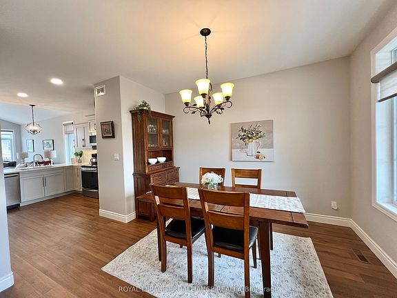 3rd image of 89 Hampton Ridge Dr