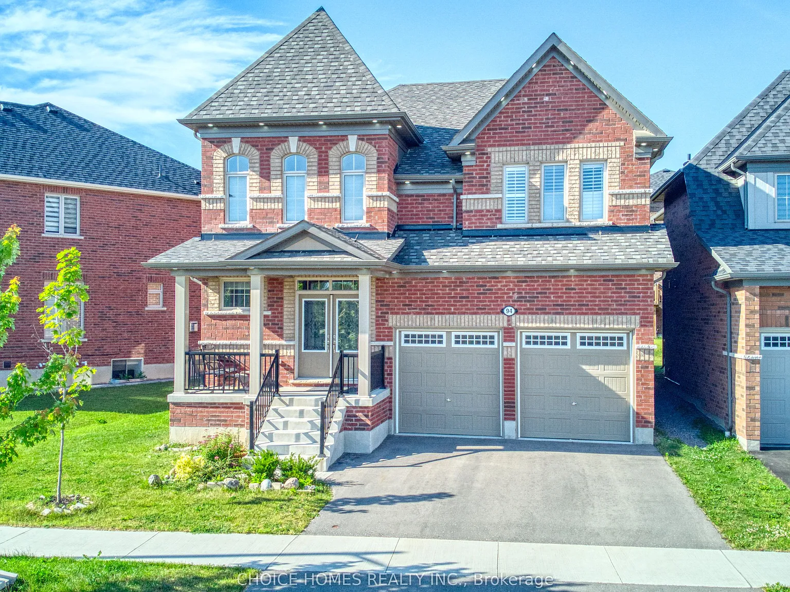 4 bed, $4,000 — Photo 1